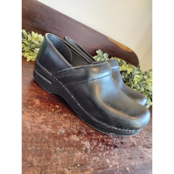 Dansko Shoes Dansko 37 Womens Classic Clogs Size 37 657 Black